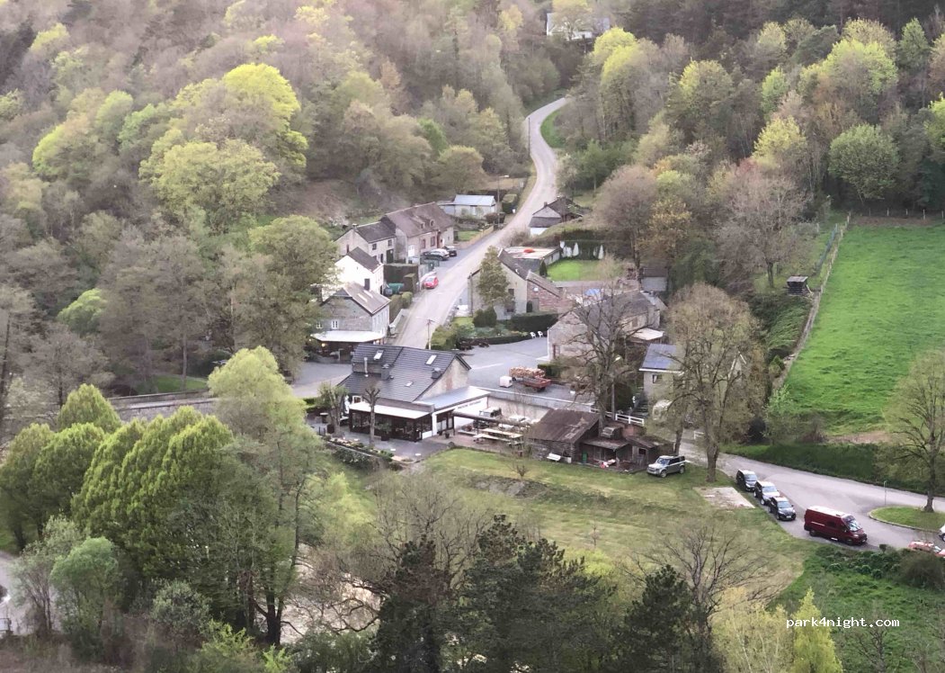 (6927) Tellin - 156 Chemin de Chéfiris — foto