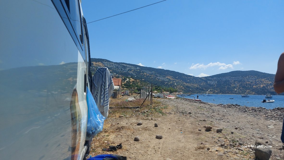 (35980)  - 2 Gama Sokak — foto