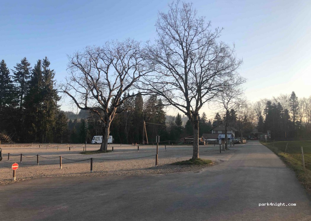 (88167) Grünenbach - 83 Hauptstraße — foto