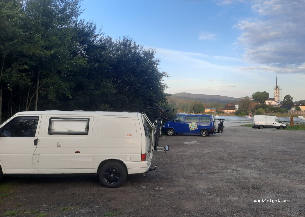 (382 79) Frymburk - — foto 2
