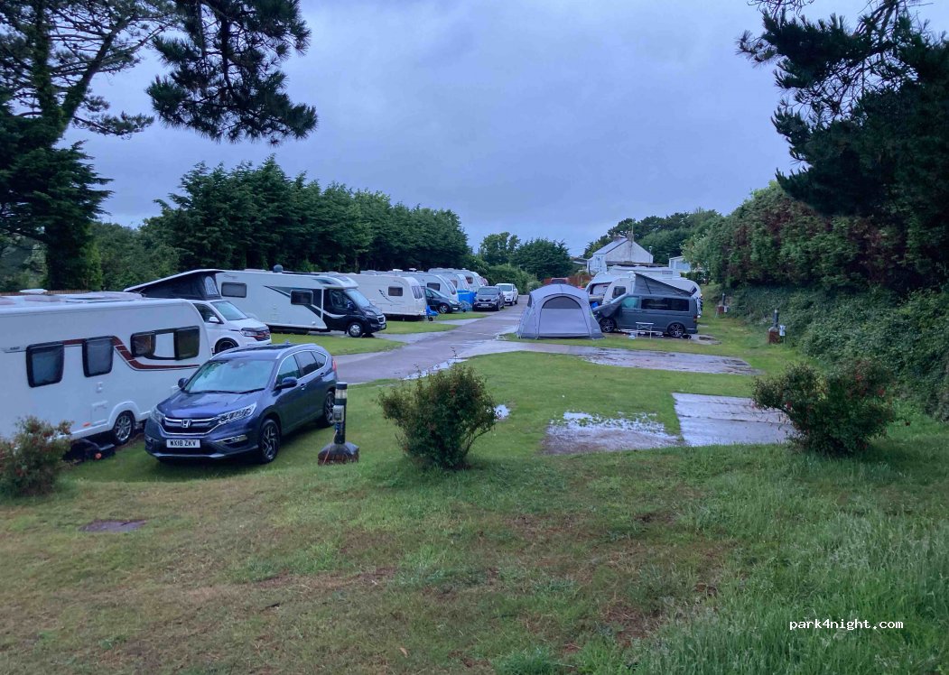 Llawnroc Newquay Holiday Park campsite — foto