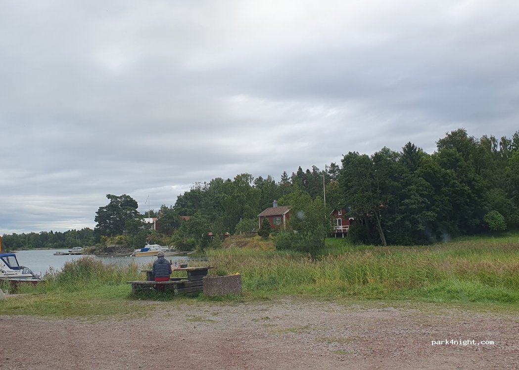 (742 43) - 14 Kavarövägen — foto 3