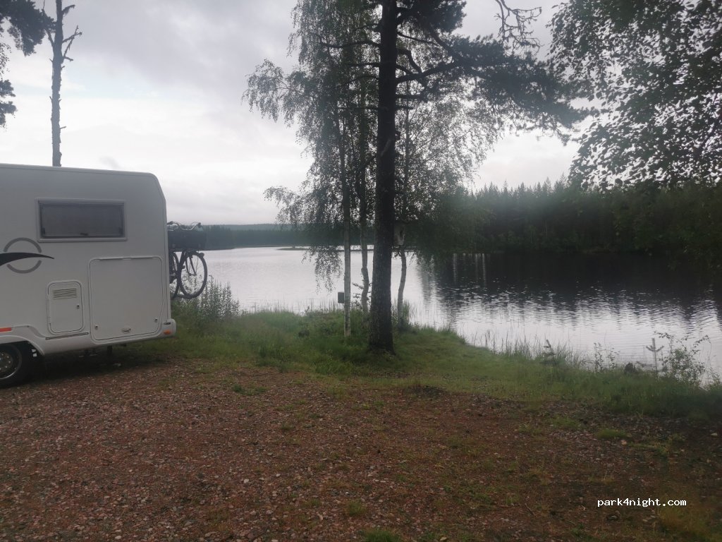 (792 93) Venjan - Tennängsvägen — foto