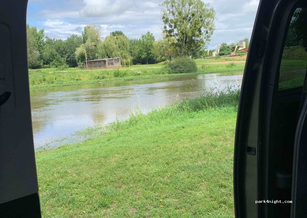 (49190) Rochefort-sur-Loire - 29 Quai du Louet — foto
