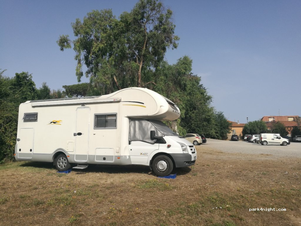 (58015) Albinia - 74 Via Maremmana — foto