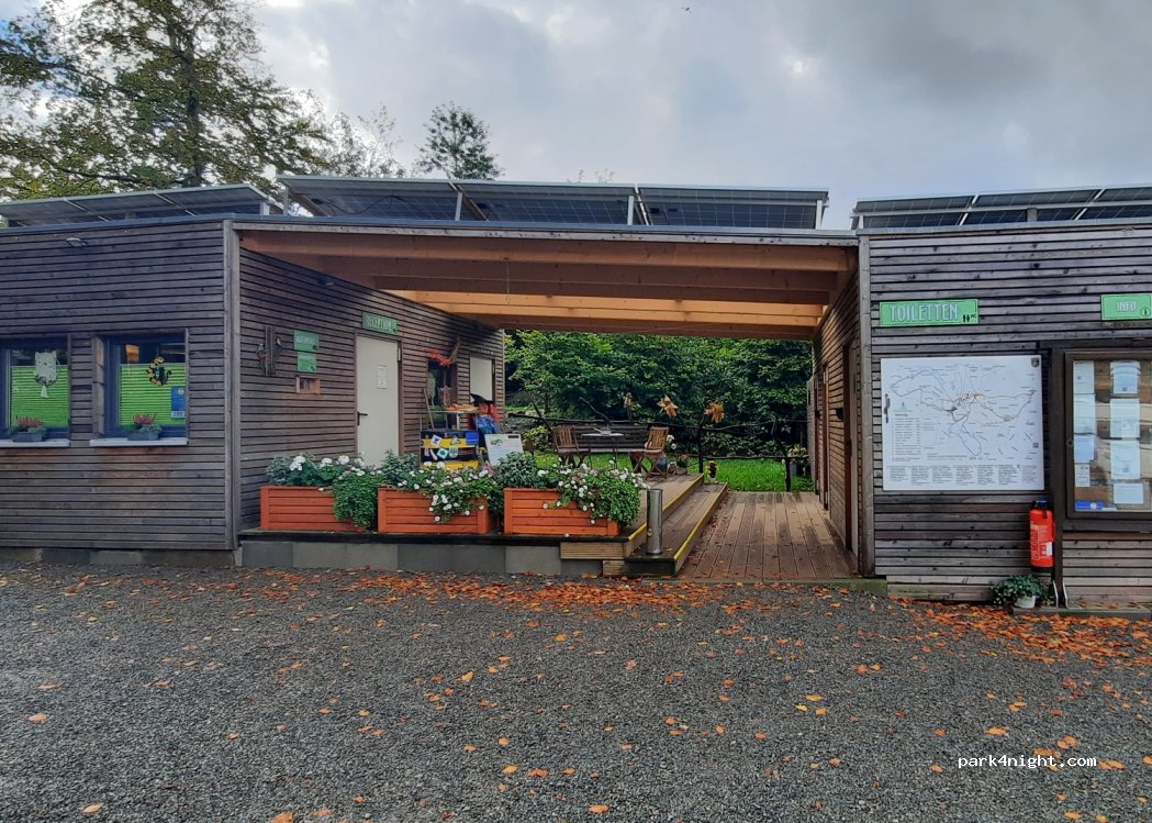 Wohnmobilstellplatz Bocksberg Friedrichsbrunn — foto 5