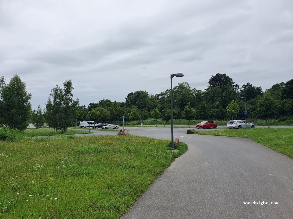 (76829) Landau in der Pfalz - 42 Eutzinger Straße — foto