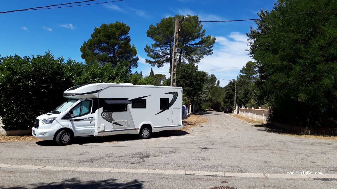 (83690) Sillans-la-Cascade - 6 Route d'Aups — foto