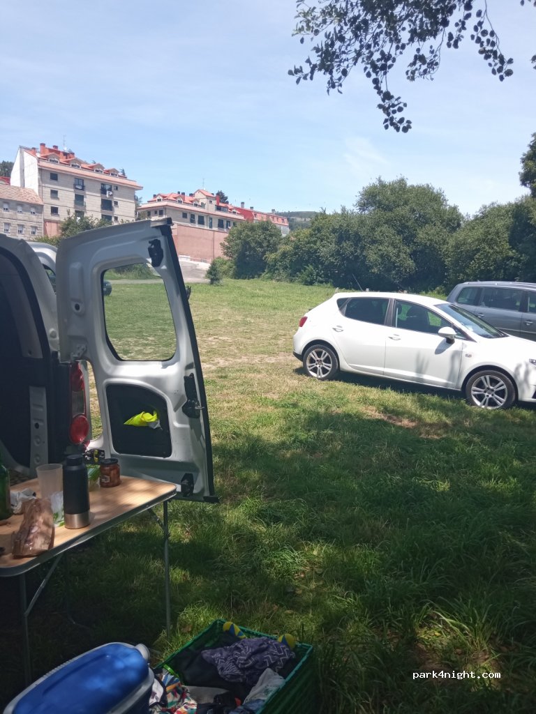 (36880) A Cañiza - 30 Rúa Vilanova — foto 2