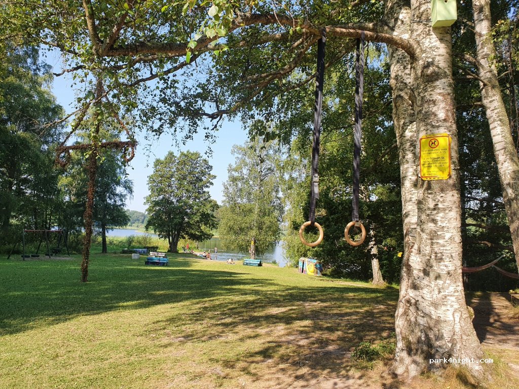 (136 74)  - 12 Badstrandsvägen — foto