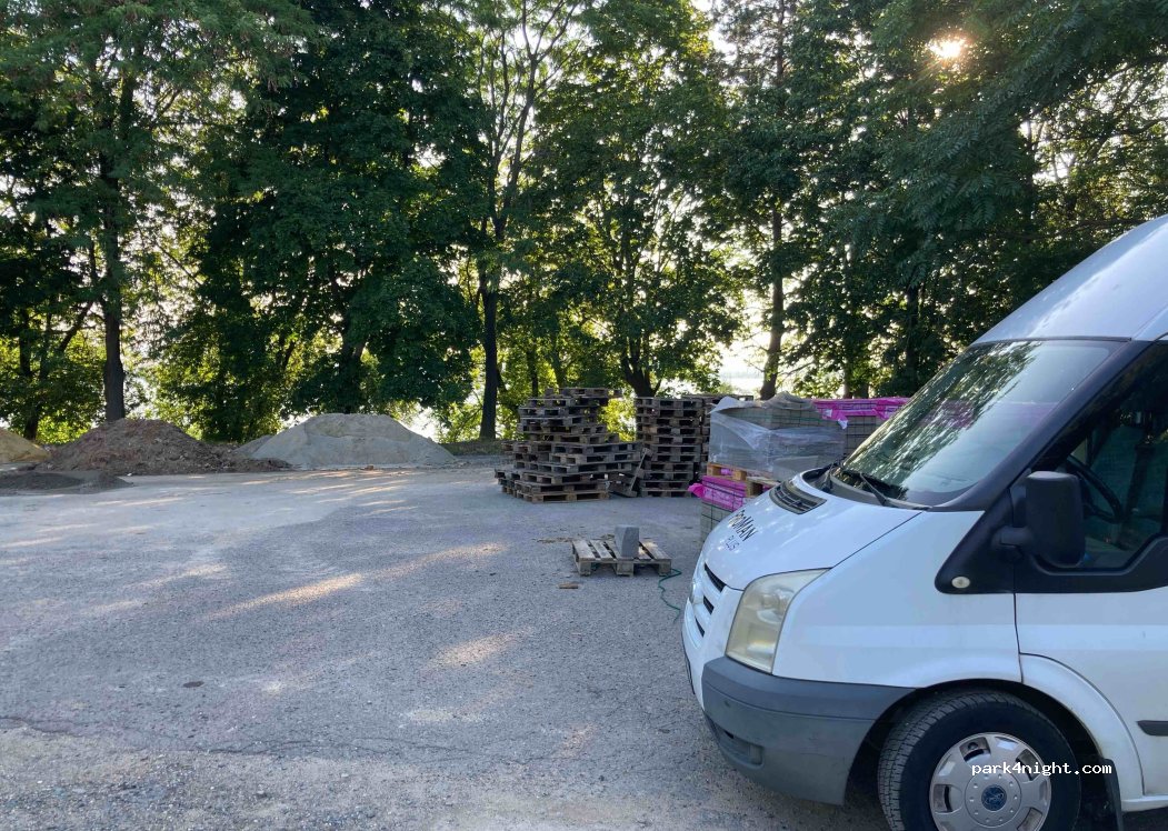 (692 01) Pavlov - Družstevní — foto 3