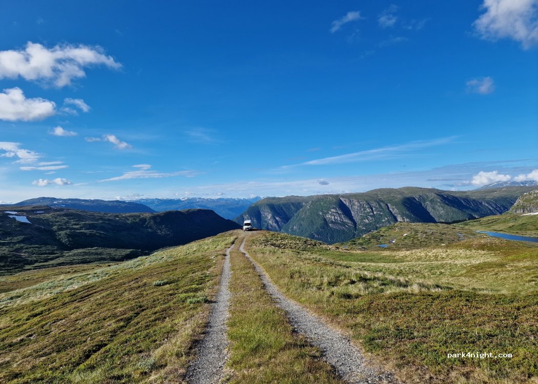 (6893) Vik I Sogn - Unnamed Road — foto 2