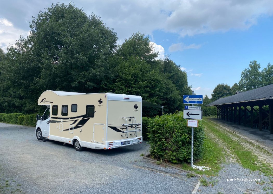 (01904) Steinigtwolmsdorf - 7 Weifaer Straße — foto 2