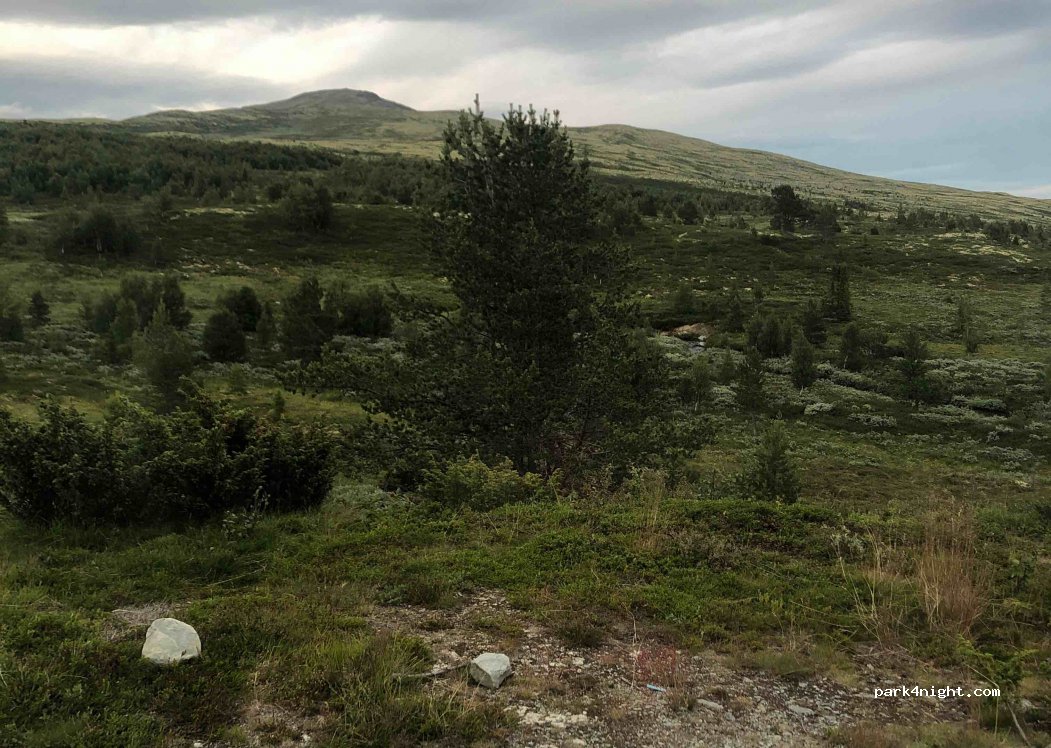 (2673)  - Unnamed Road — foto