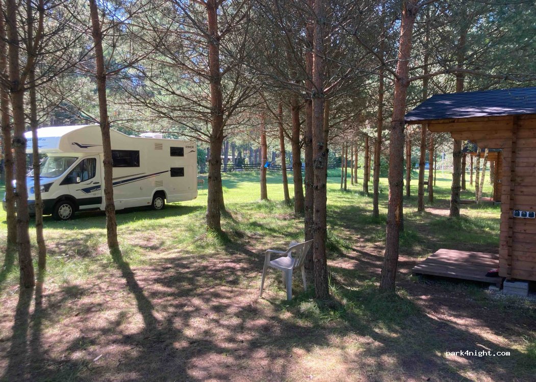 Katase Karavan Kämping — foto