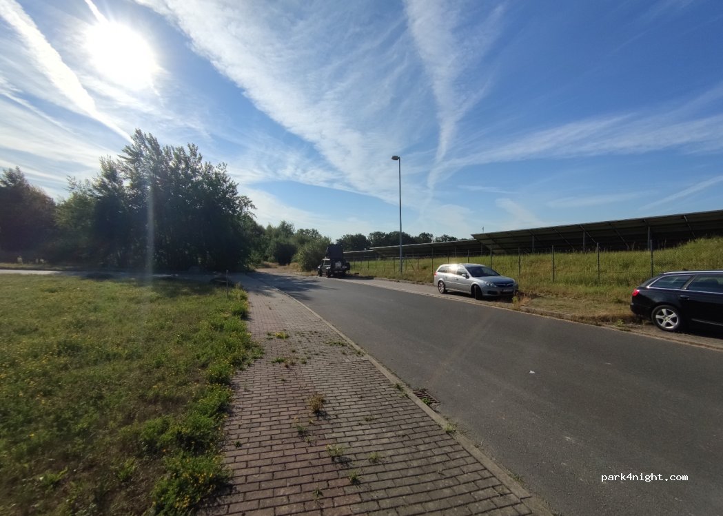 (02828) Görlitz - 9 Gottlieb-Daimler-Straße — foto 2