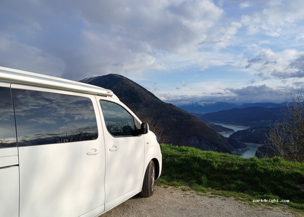 (38770) Monteynard - Chemin de la Combe — foto 5