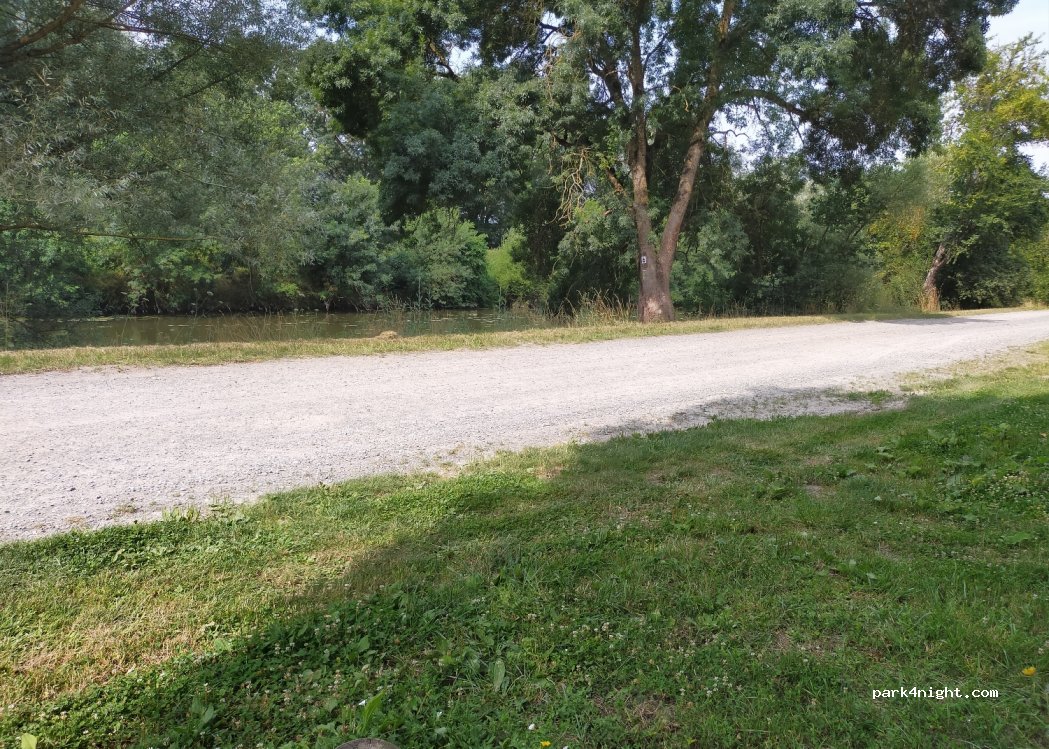(49630) Loire-Authion - Unnamed Road — foto