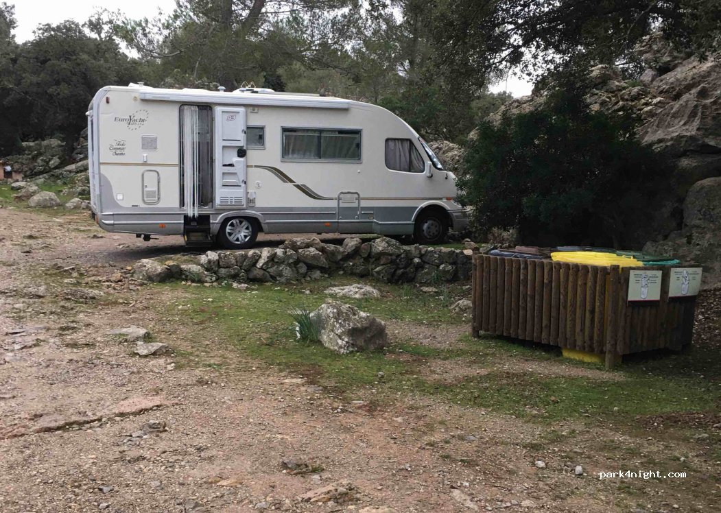 Pixarells camping area — foto 2