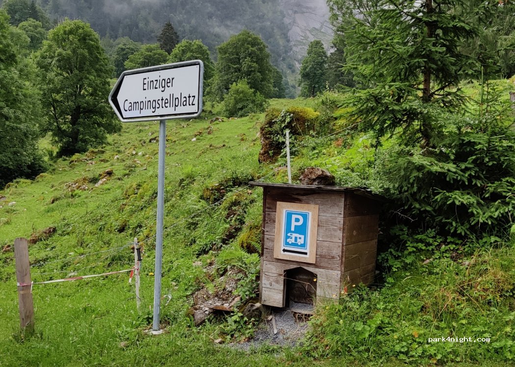 (8752) Näfels - Oberseestrasse — foto