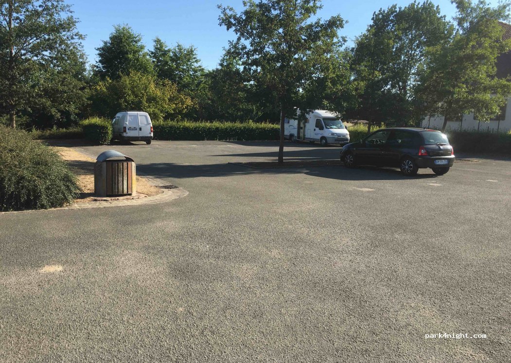 (76270) Neufchâtel-en-Bray - 5 Avenue des Canadiens — foto
