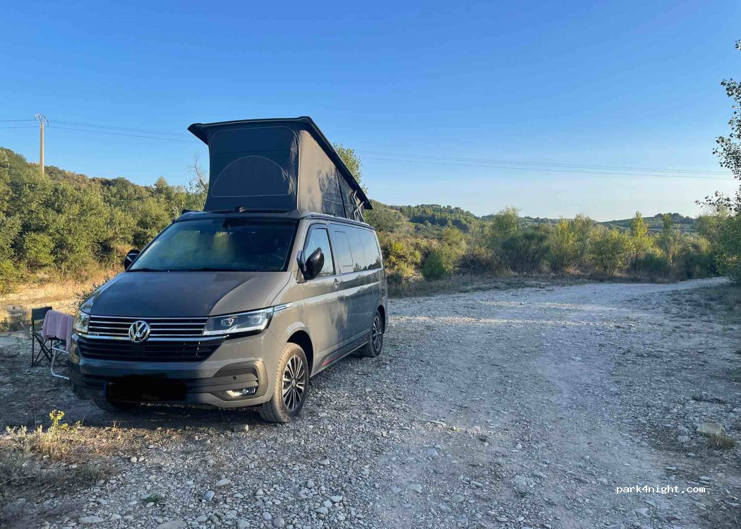 (84110) Rasteau - D975 — foto