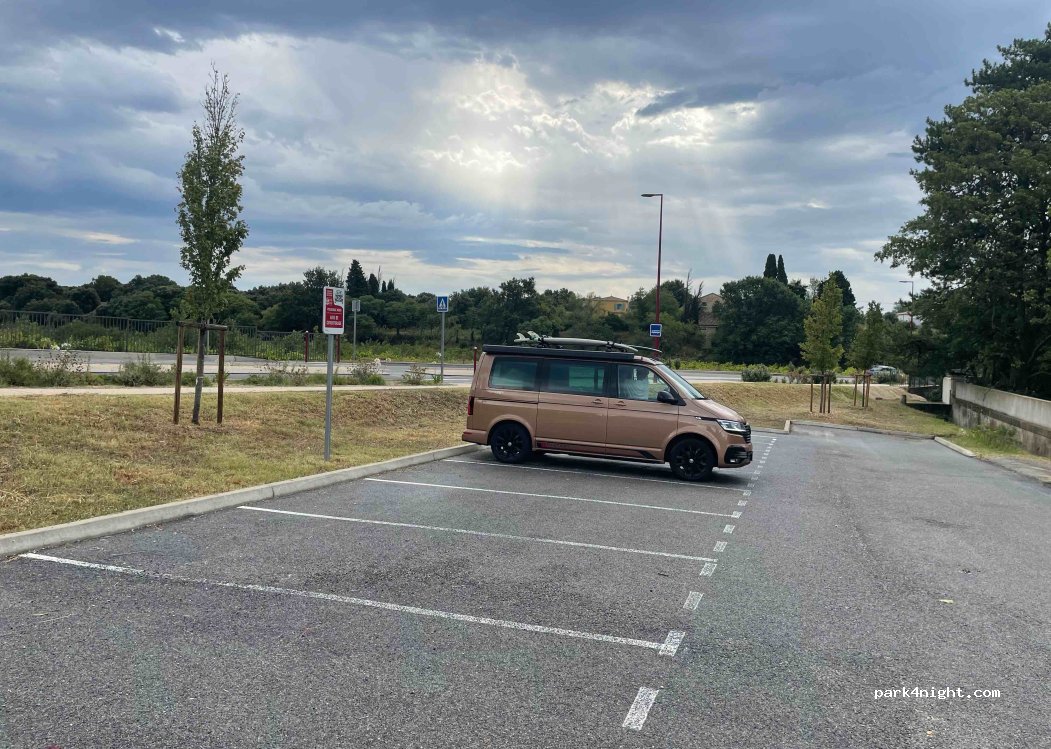 (30210) Pouzilhac - 1 Les Condamines — foto