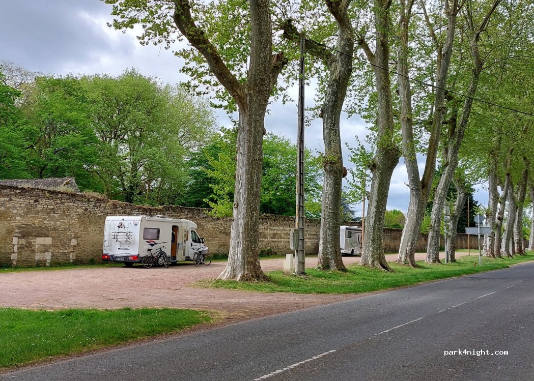 (37120) Richelieu - 5B Avenue Pasteur — foto 3