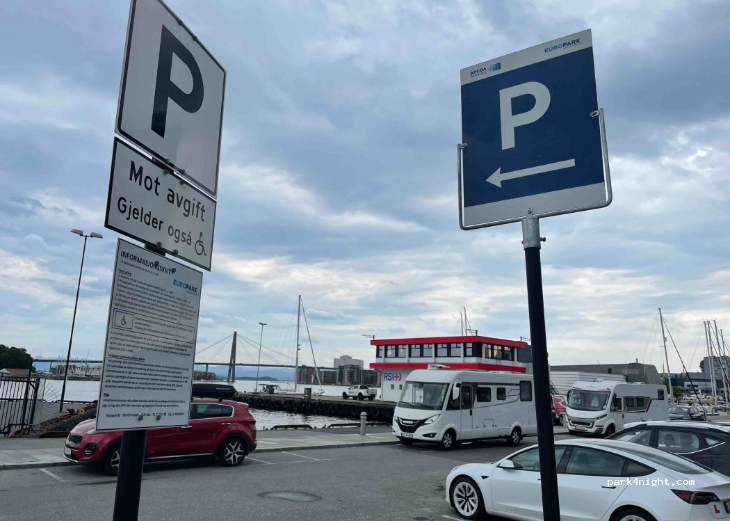 (4006) Stavanger - 3 Ryfylkekaien — foto