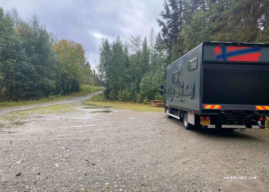 (835 61) Krokom - Unnamed Road — foto