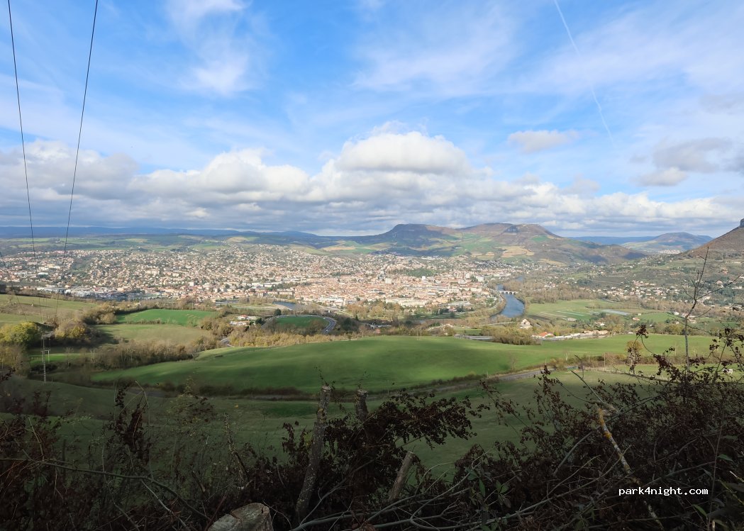 (12100) Millau - Montée Royale — foto 3