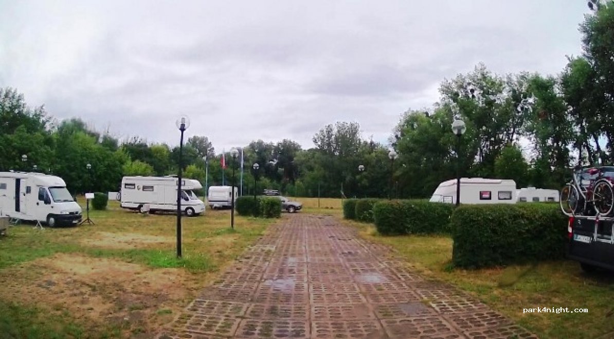 Camping nr 33 — foto