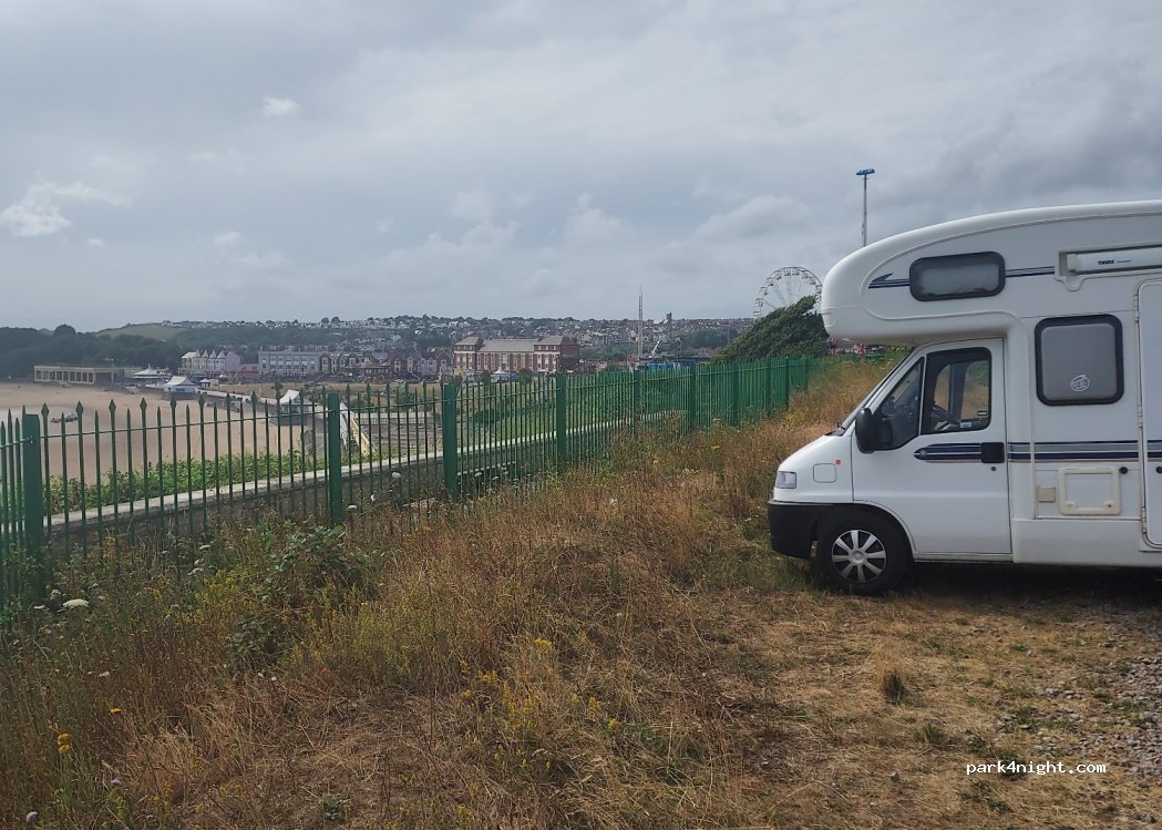 (CF62) Barry - Unnamed Road — foto