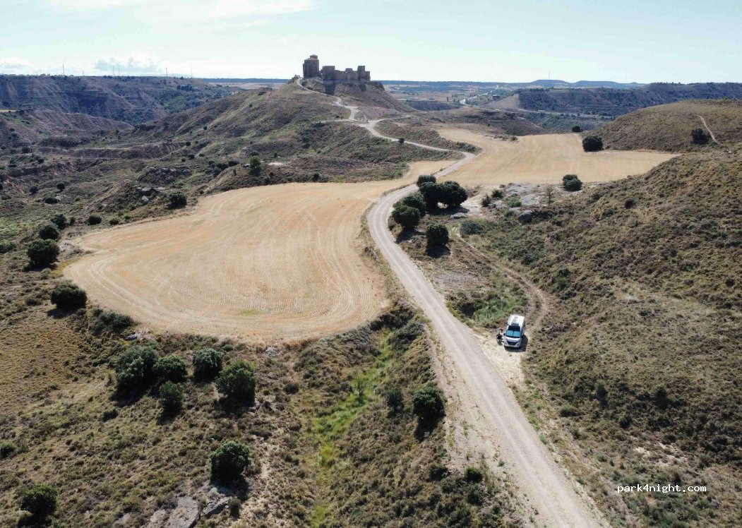(22191) Quicena - Unnamed Road — foto