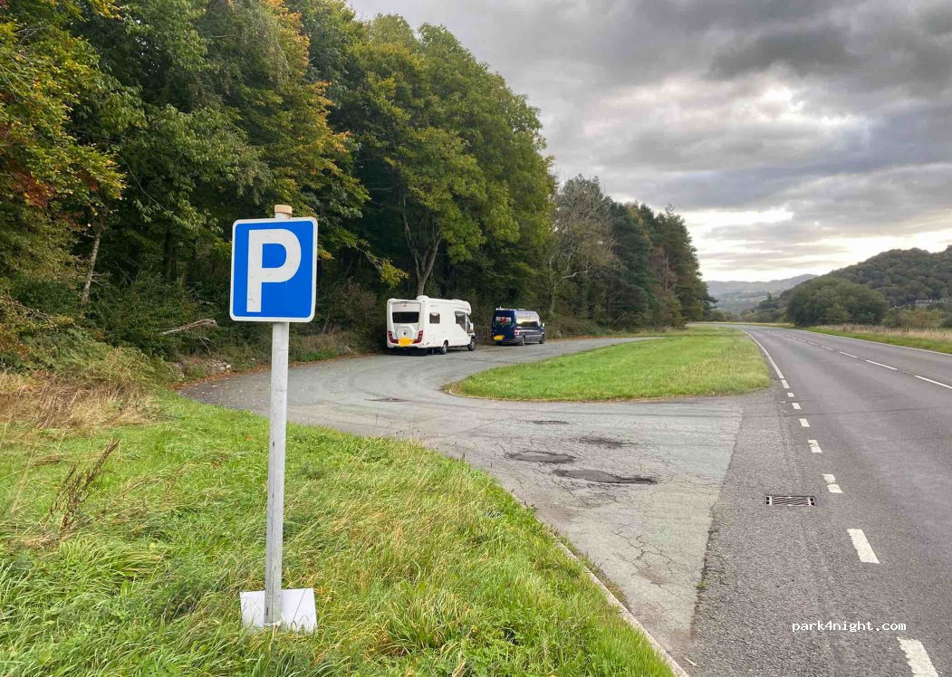 (LL41 3YU) Wales - A487 — foto 3