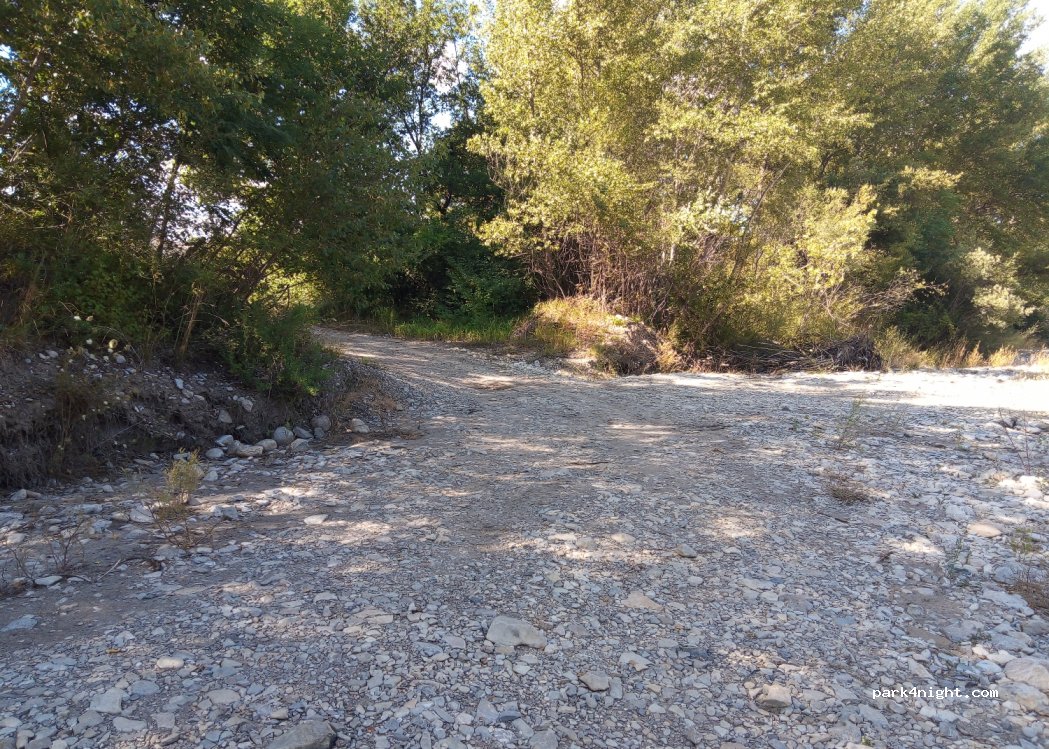 (05300) Garde-Colombe - D30 — foto 2