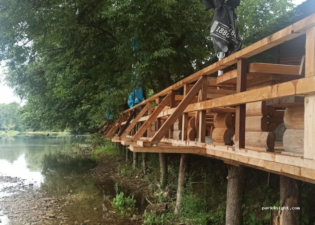 Kamp i Ljetna Bašta — foto