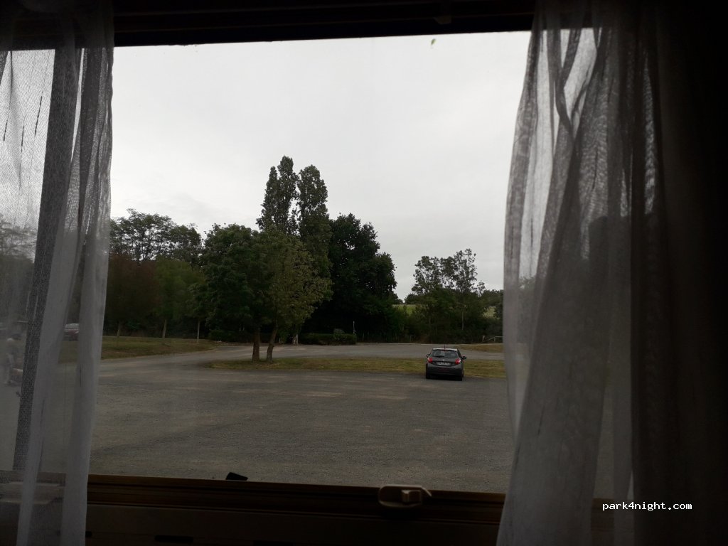 (79270) Sansais - Rue des Gravées — foto