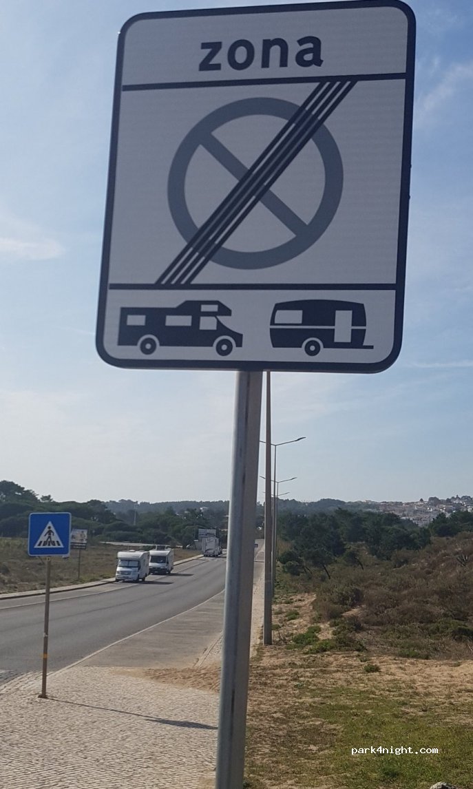 (2460) São Martinho do Porto - Avenida Marginal — foto