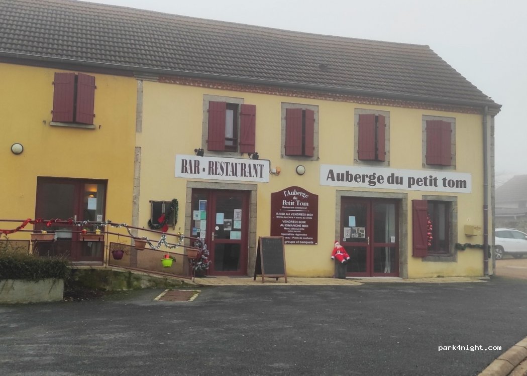 (63700) Youx - 16 Rue de la Mairie — foto