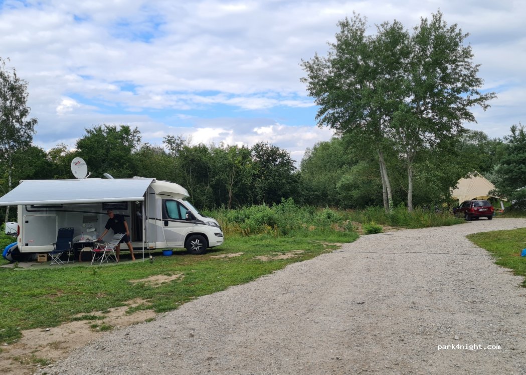 Camp Casel - Das Feriendorf für Camping und Wohnen — foto