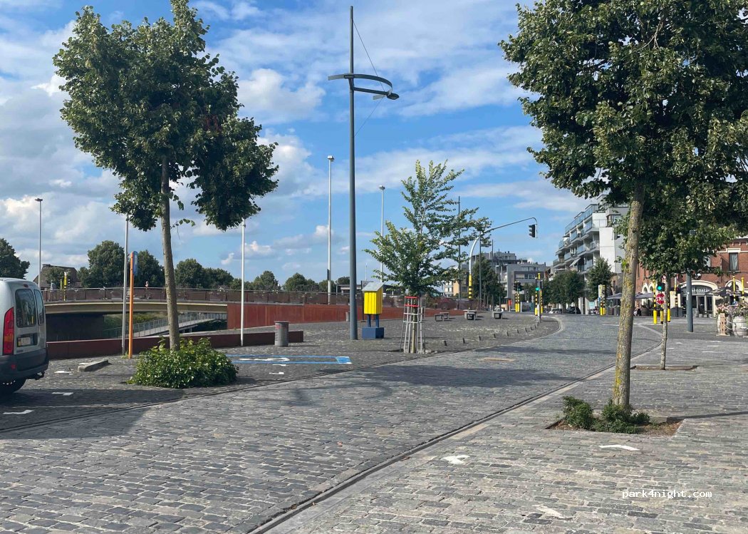 (8600) Diksmuide - 4 Bloemmolenkaai — foto