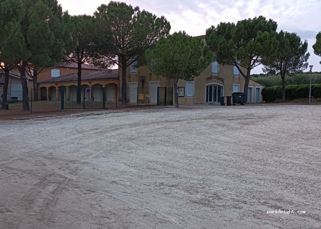 (30350) Domessargues - Chemin des Vignerons — foto
