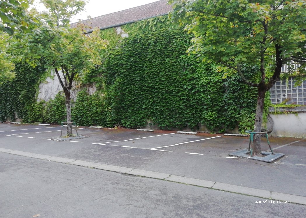 (16100) Cognac - 4 Rue Lohmeyer — foto