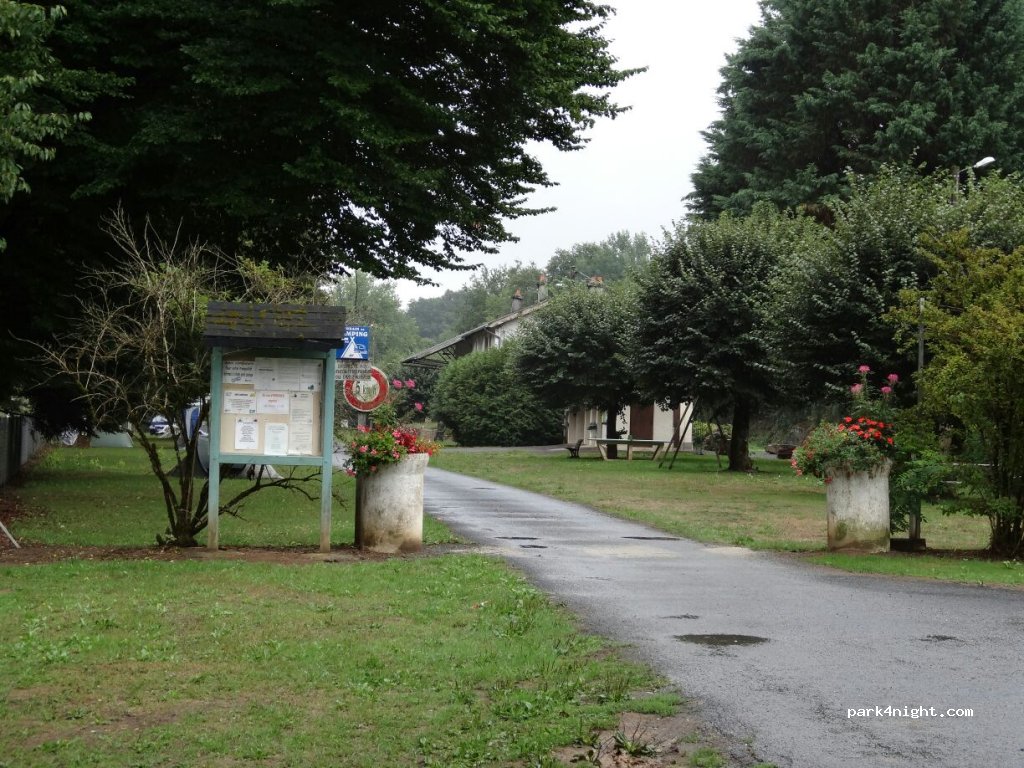 CAMPING MUNICIPAL — foto