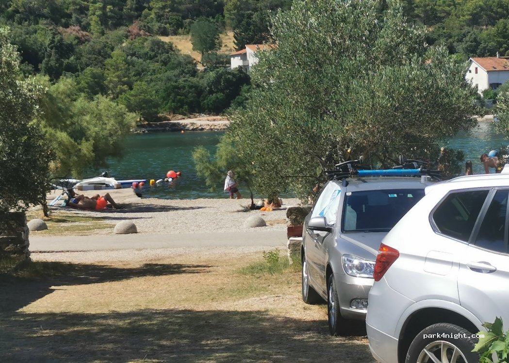 Autocamp Ana — foto