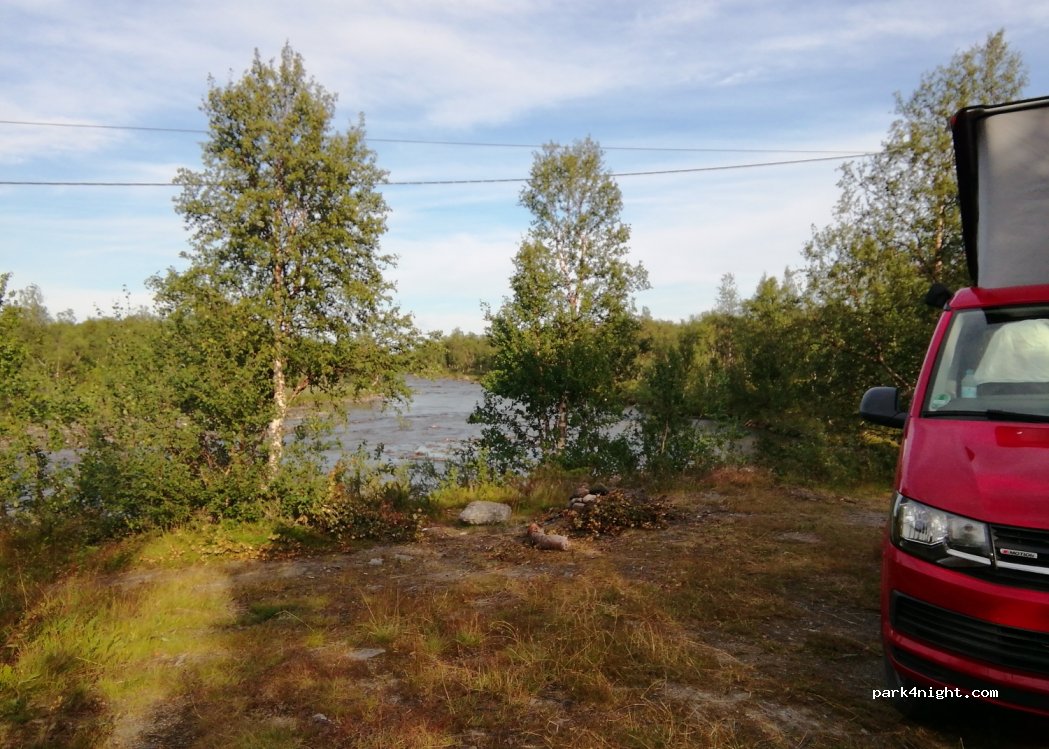 (923 95)  - Unnamed Road — foto