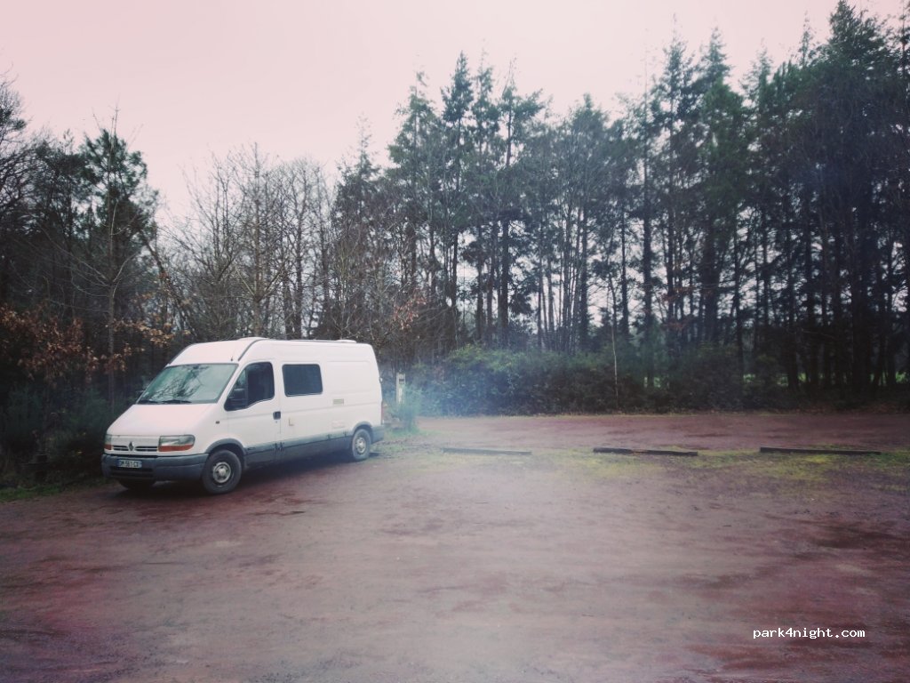 (56380) Monteneuf - D776 — foto