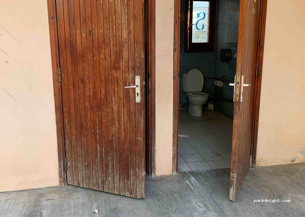 (08870) Sitges - Carrer Cristóbal Colón — foto 2