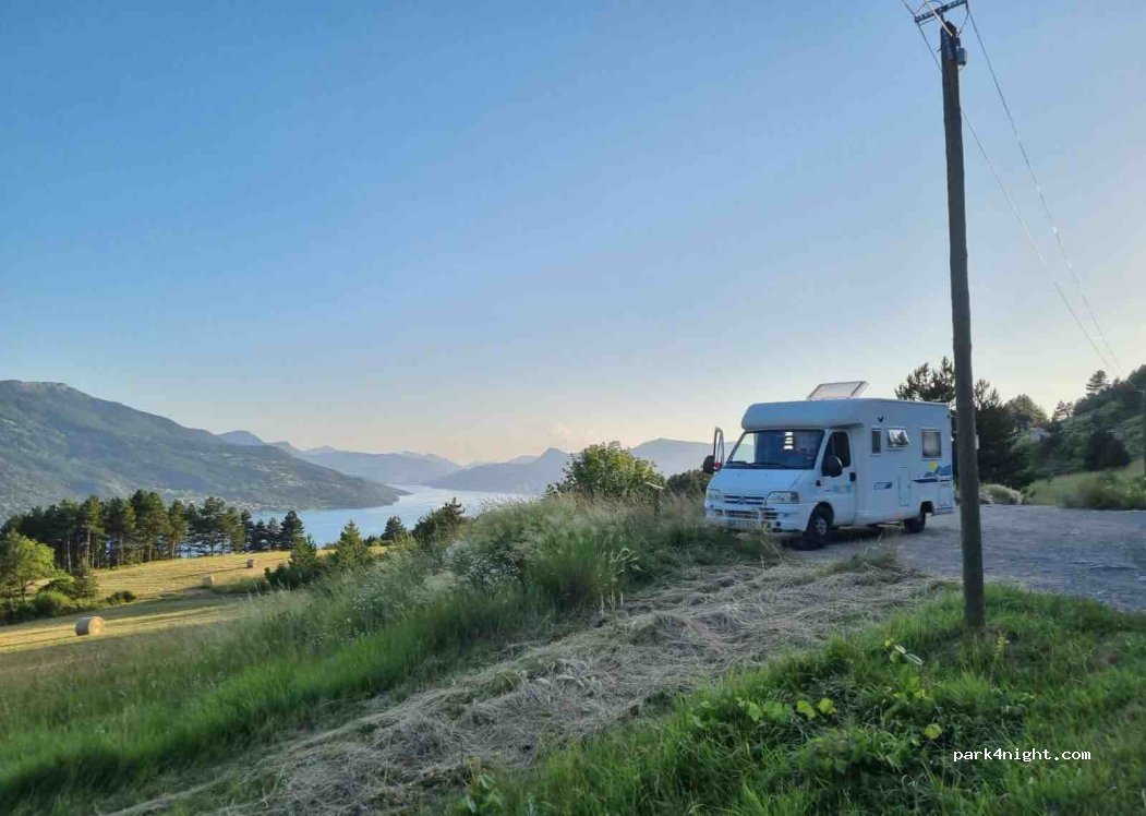 (05200) Puy-Saint-Eusèbe - D741 — foto 2